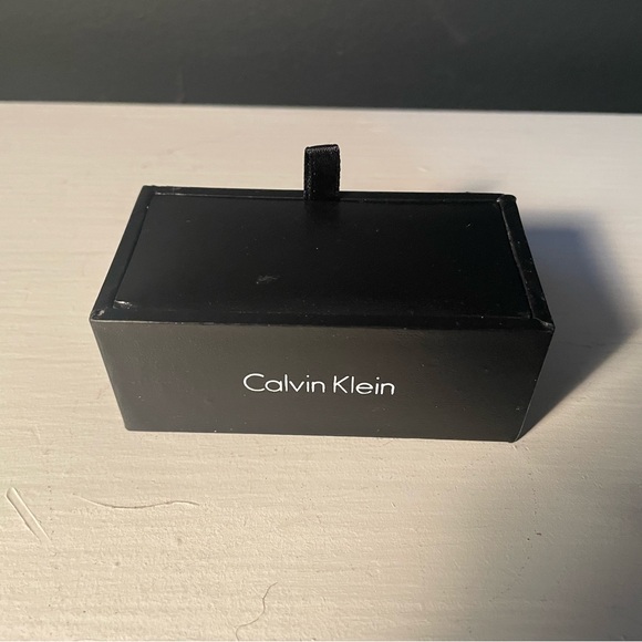 Calvin Klein Silver and White Cufflinks - Picture 7 of 7